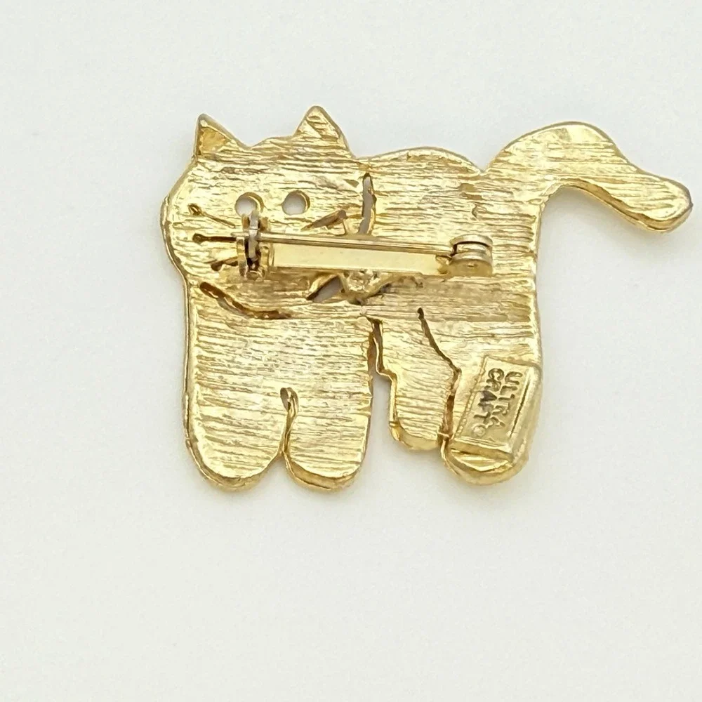 Ultra Craft Cat Brooch Gold Tone Cute Kitty Vintage Signed Pin